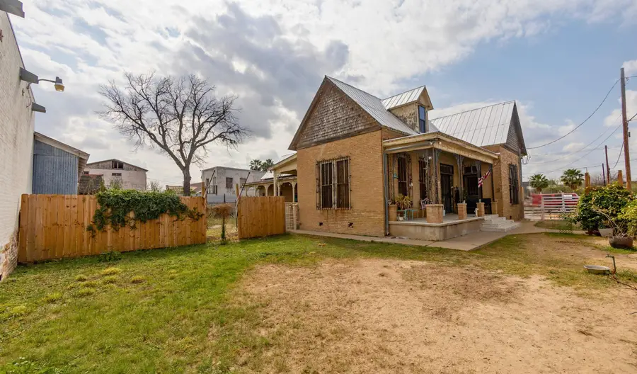 505 Lincoln St, Laredo, TX 78041-6036 - #2