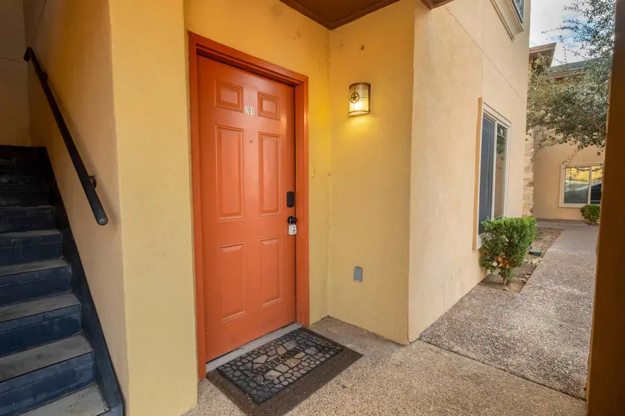 9805 Sterling Lp, Laredo, TX 78045 - #2