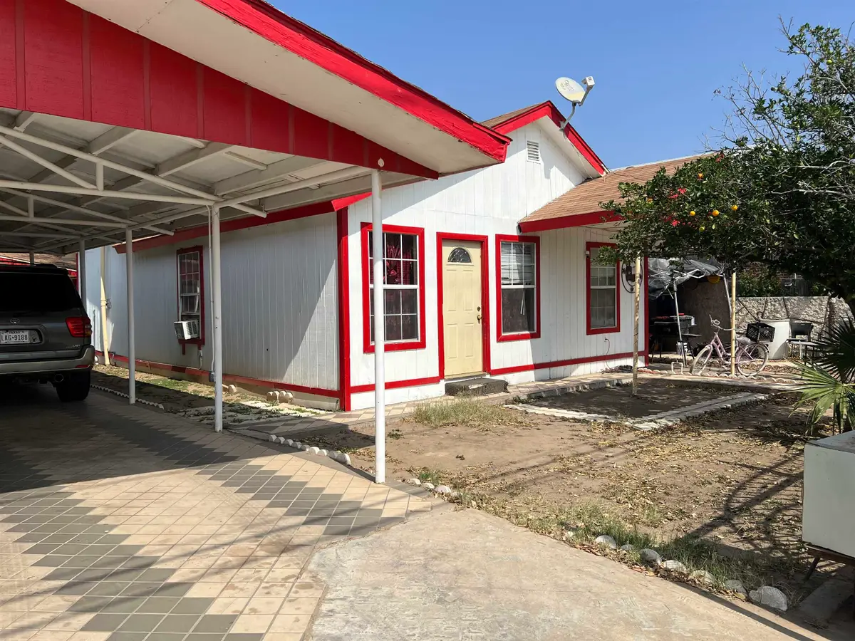 310 W Frost St, Laredo, TX 78040-2124 - #1