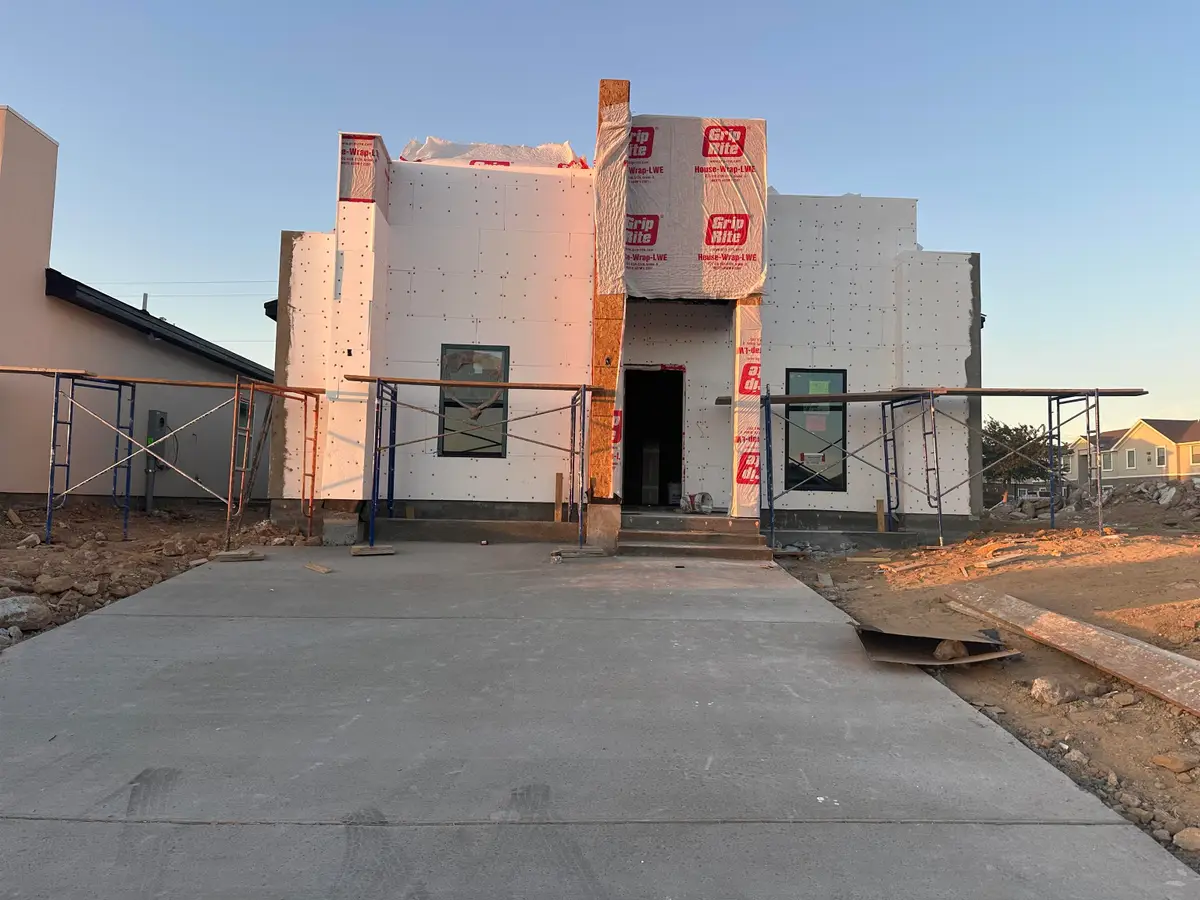 214 Lusitano Dr., Laredo, TX 78046 - #1