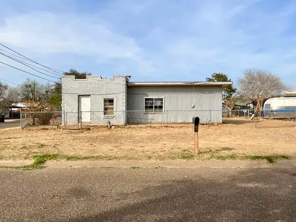 302 E San Jose St, Laredo, TX 78040