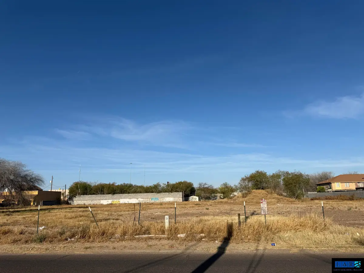 5004 San Francisco Ave, Laredo, TX 78041 - #1