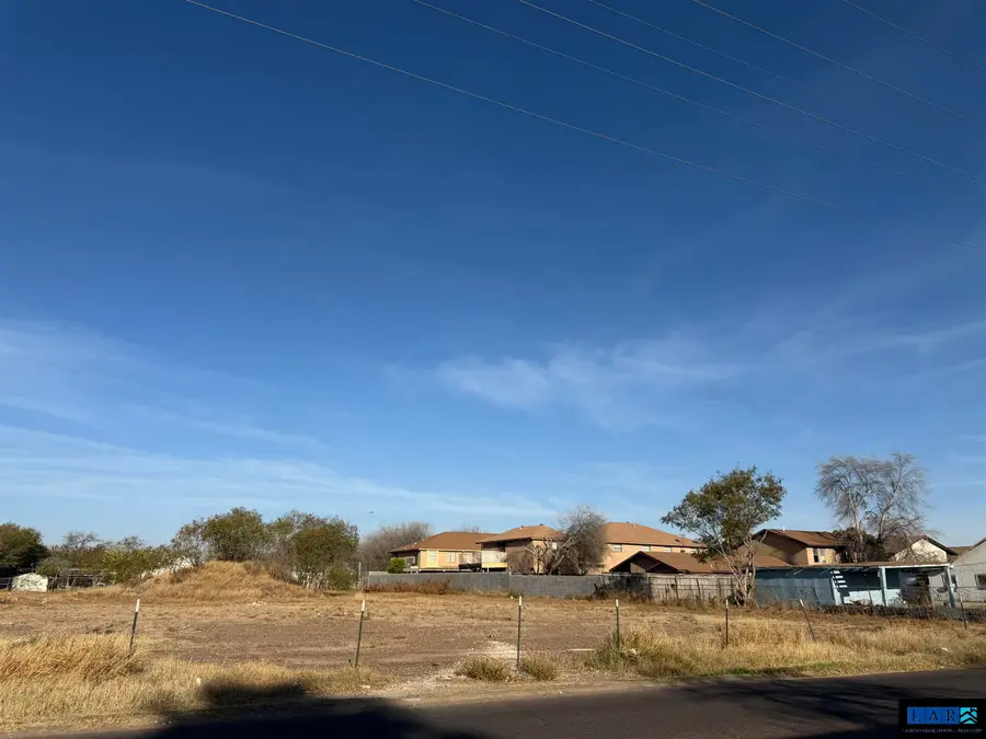 5004 San Francisco Ave, Laredo, TX 78041 - #3