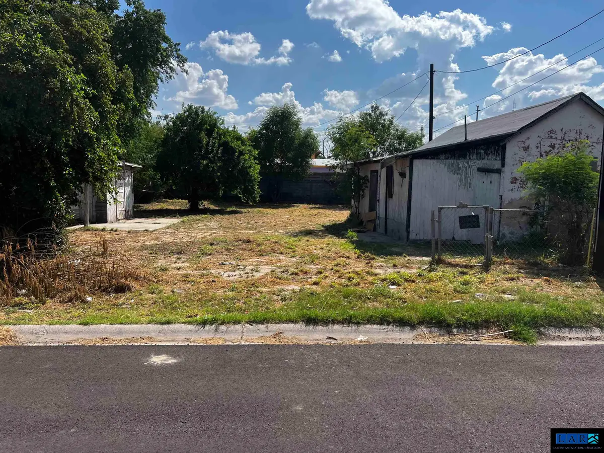 1819 Alamo St, Laredo, TX 78040 - #1