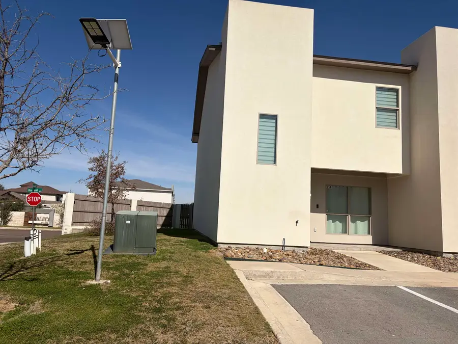 4101 Blue Quail Rd, Laredo, TX 78045 - #2