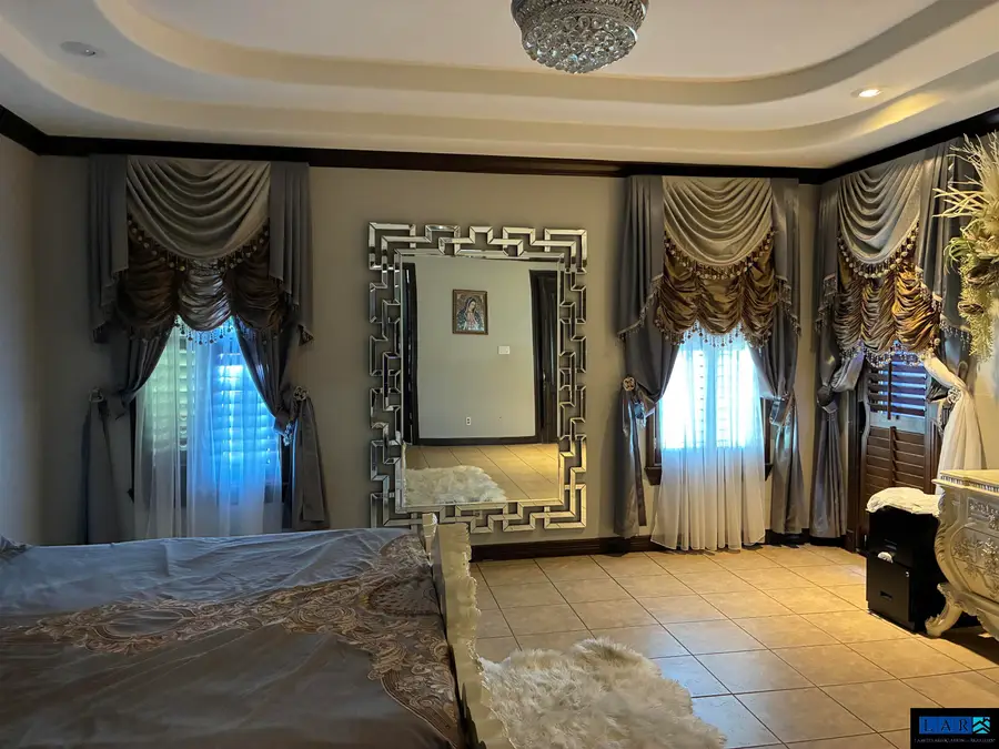 417 Lake Nakuru Ct, Laredo, TX 78041 - #3