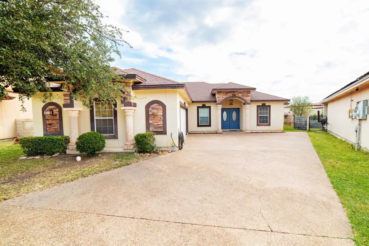 507 Scissor Tail Cir, Laredo, TX 78045 - #1
