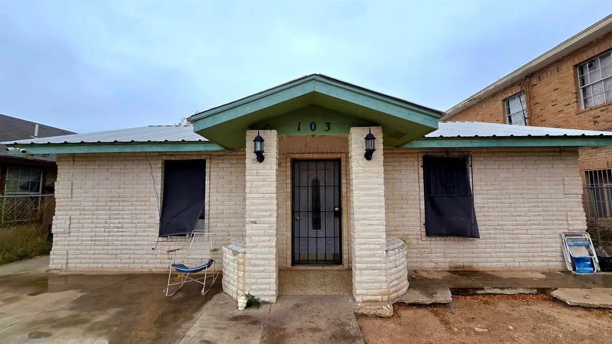 103 Malaga Dr, Laredo, TX 78046 - #1