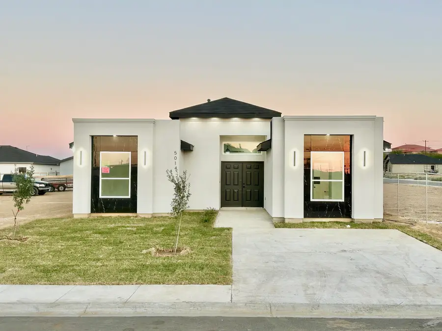 5014 Luna Grande Lp., Laredo, TX 78046 - #2