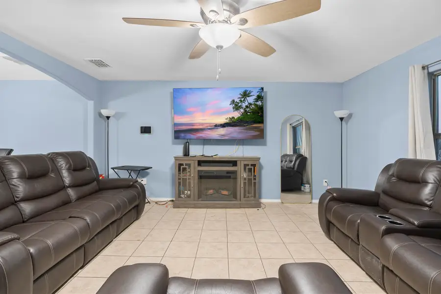 4418 Peacock St., Laredo, TX 78045 - #2