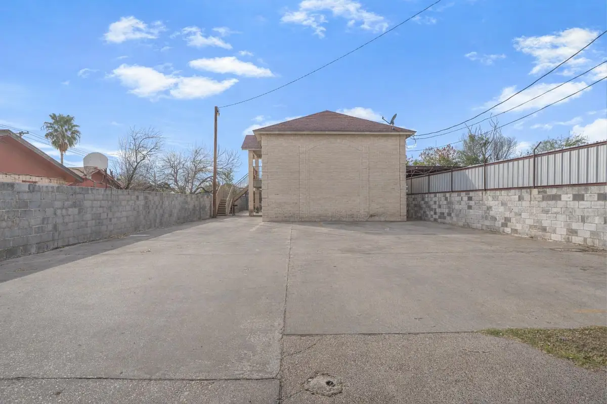 4310 Marcella Ave, Laredo, TX 78041 - #1