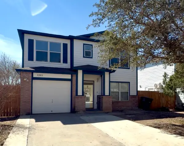3203 St Isaac Lp, LAREDO, TX 78046