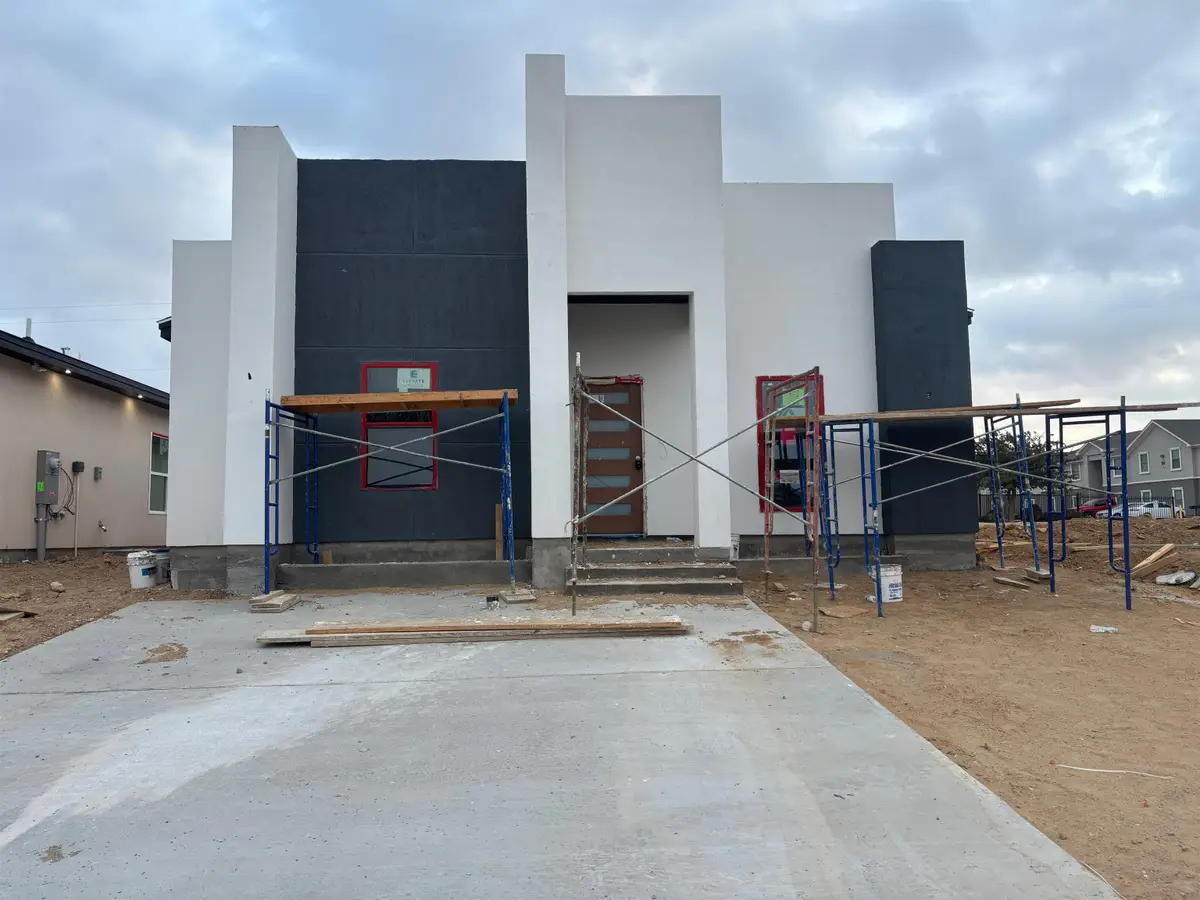 216 Lusitano Dr., Laredo, TX 78046 - #1