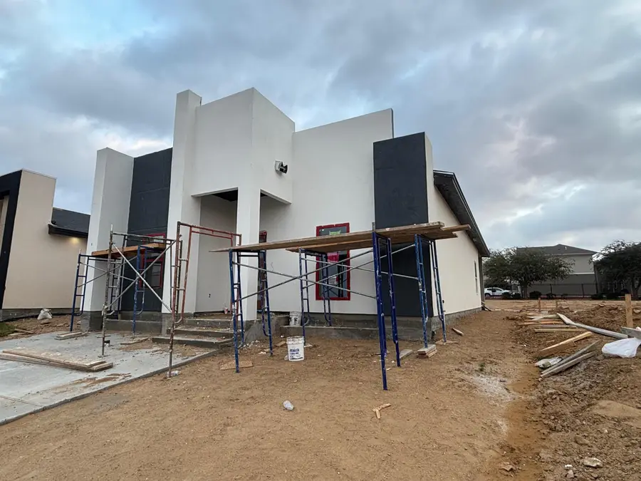 216 Lusitano Dr., Laredo, TX 78046 - #2