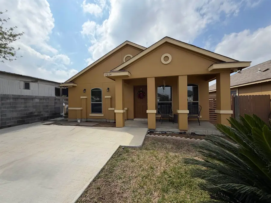 17224 Running Doe St, Laredo, TX 78045 - #2