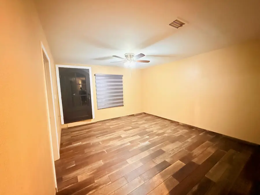 4416 Flores Ave, Laredo, TX 78041 - #2