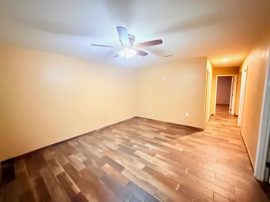 4416 Flores Ave, Laredo, TX 78041 - #3