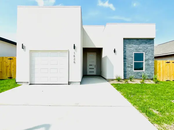 1426 Los Estribos Dr., LAREDO, TX 78046