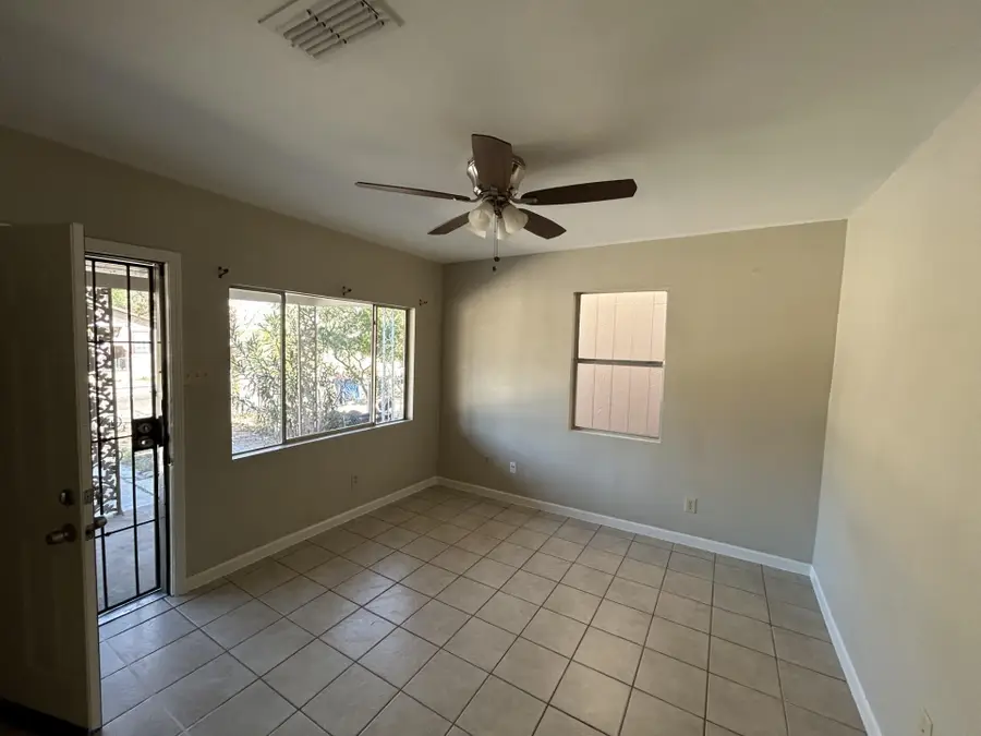 1410 1/2 Salinas Ave, Laredo, TX 78040-8721 - #3