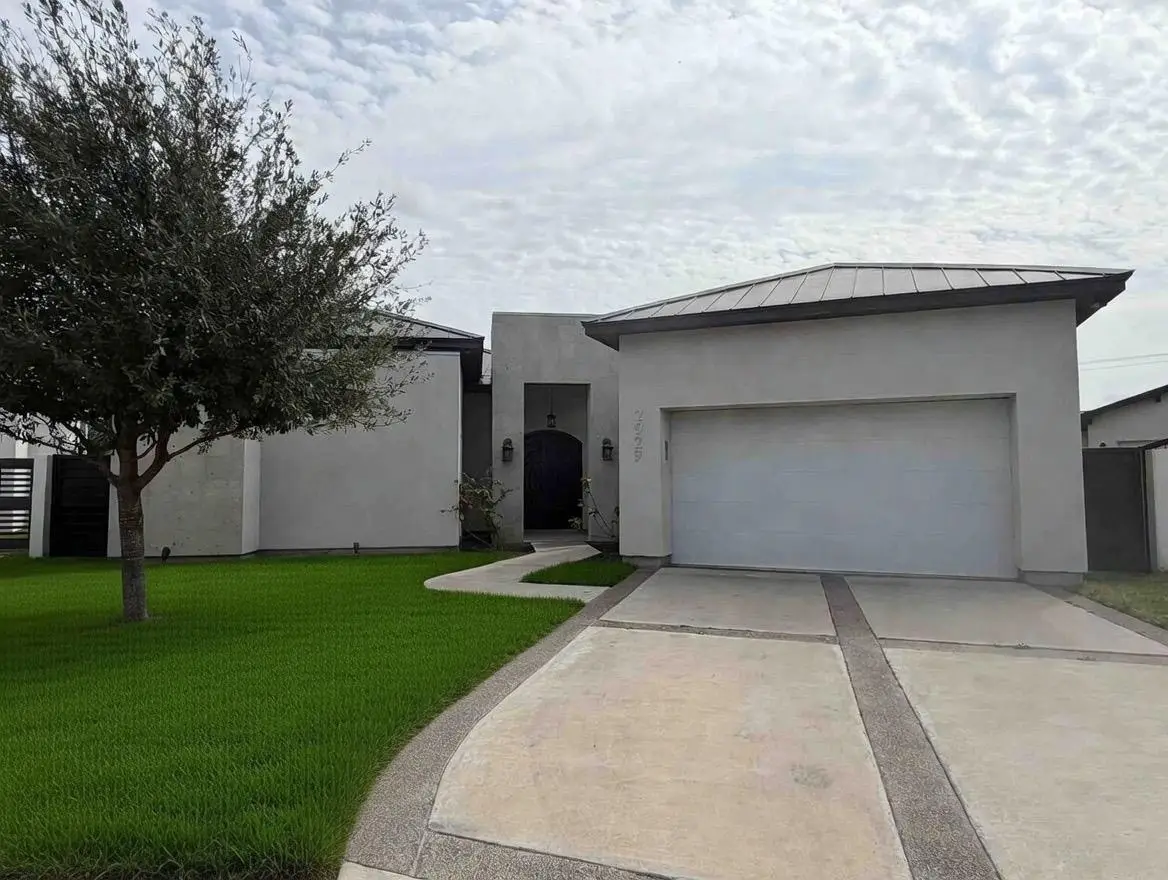 2929 Melville Lp, Laredo, TX 78041 - #1