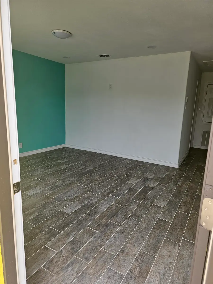 4933 Franzetta St., Laredo, TX 78046-8519 - #3