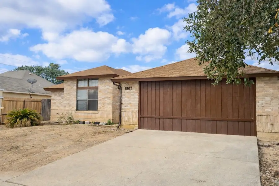 8617 Northridge Lp, Laredo, TX 78045 - #2