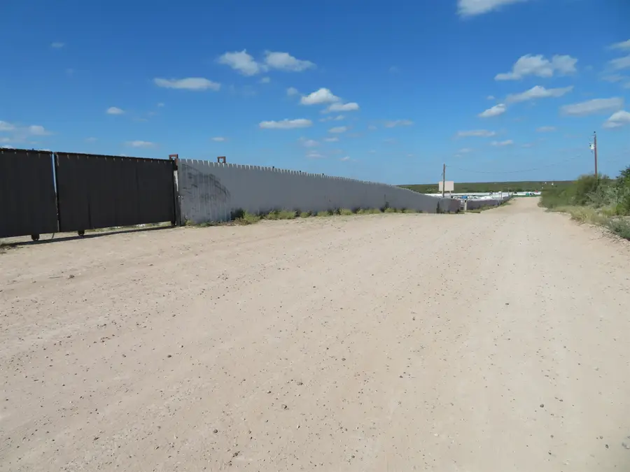 326 Francisco Guerra Jr Blvd., Laredo, TX 78043 - #3