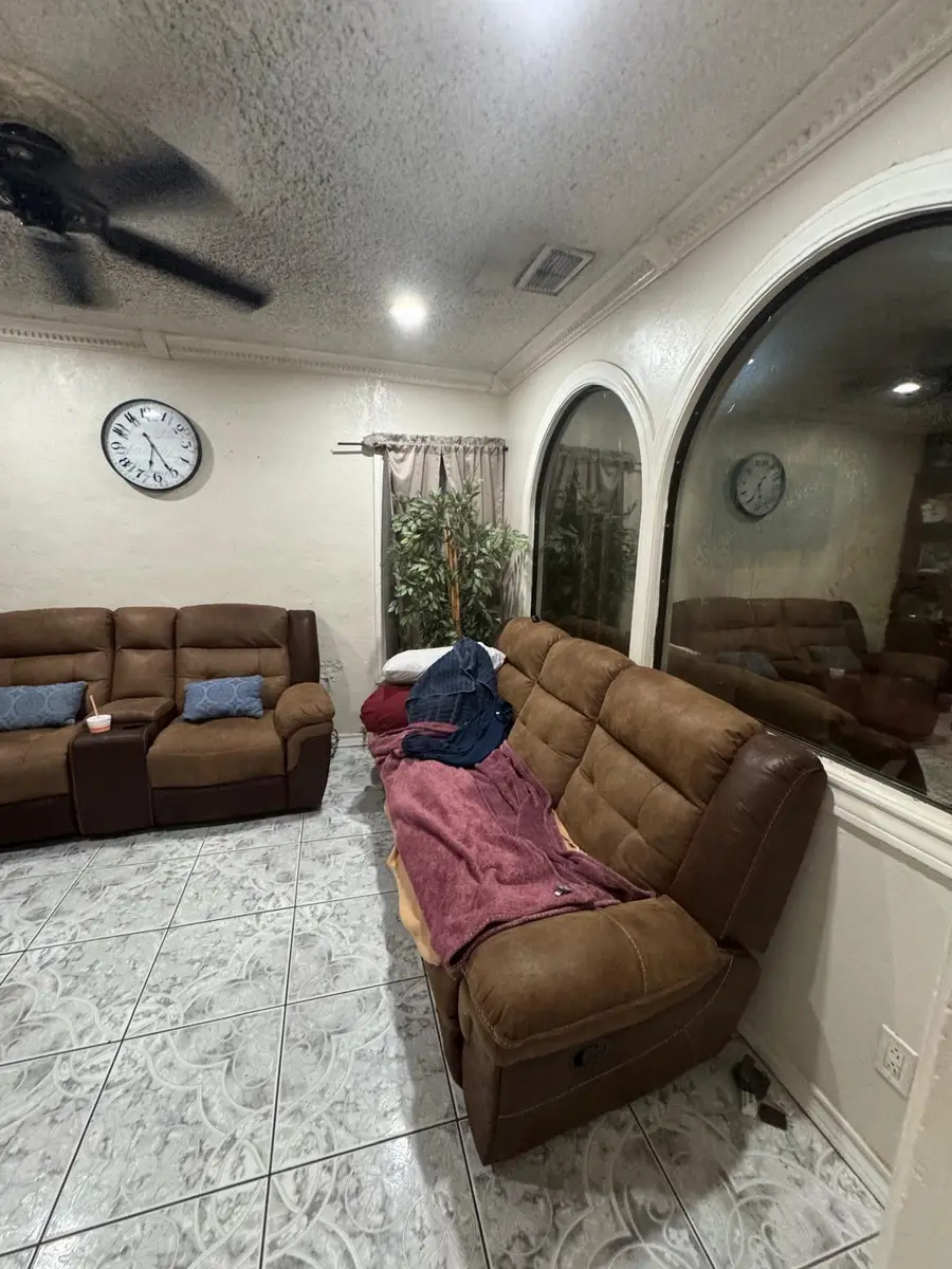 224 Segovia Dr, Laredo, TX 78046 - #3