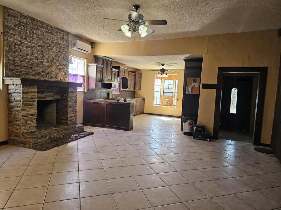4523 La Cienega Ln, Laredo, TX 78046 - #2