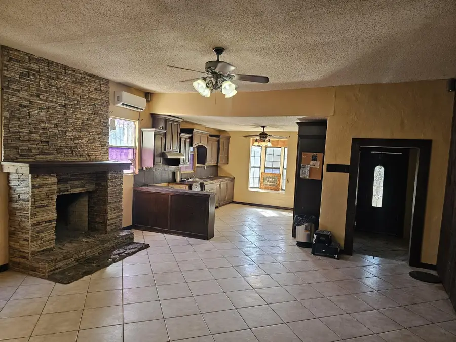 4523 La Cienega Ln, Laredo, TX 78046 - #3