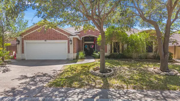 5103 Shark Bay Rd, Laredo, TX 78041