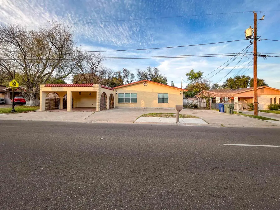 2504 Clark Blvd, Laredo, TX 78043 - #2