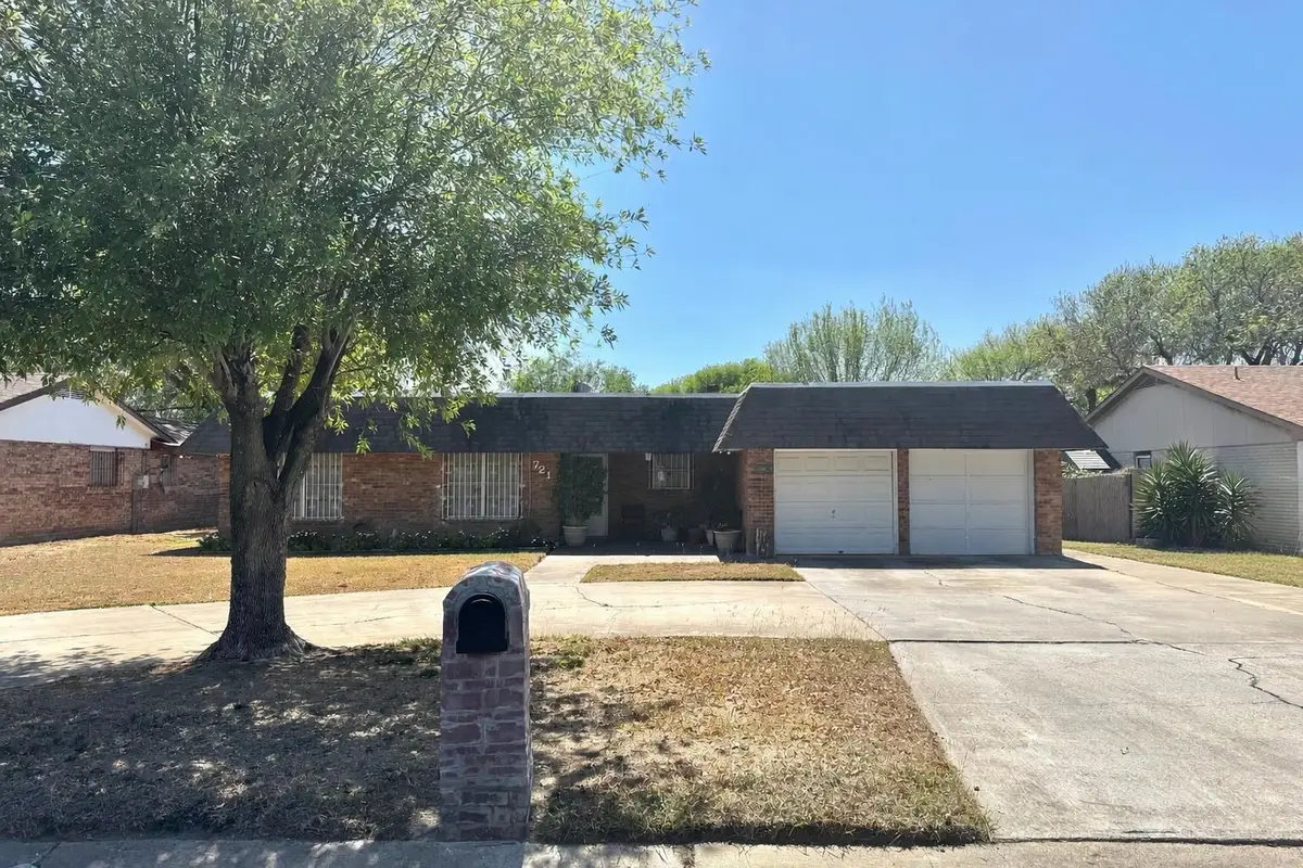 721 Lindenwood Dr, Laredo, TX 78045 - #1