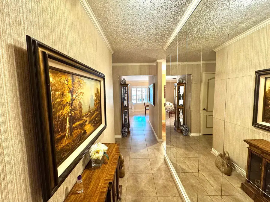 721 Lindenwood Dr, Laredo, TX 78045 - #2