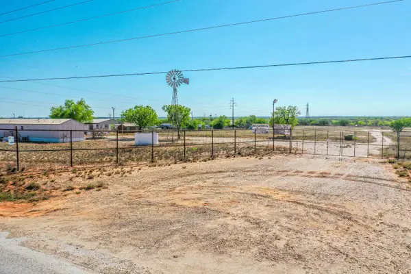 1035 Pena Rd., Cotulla, TX 78014
