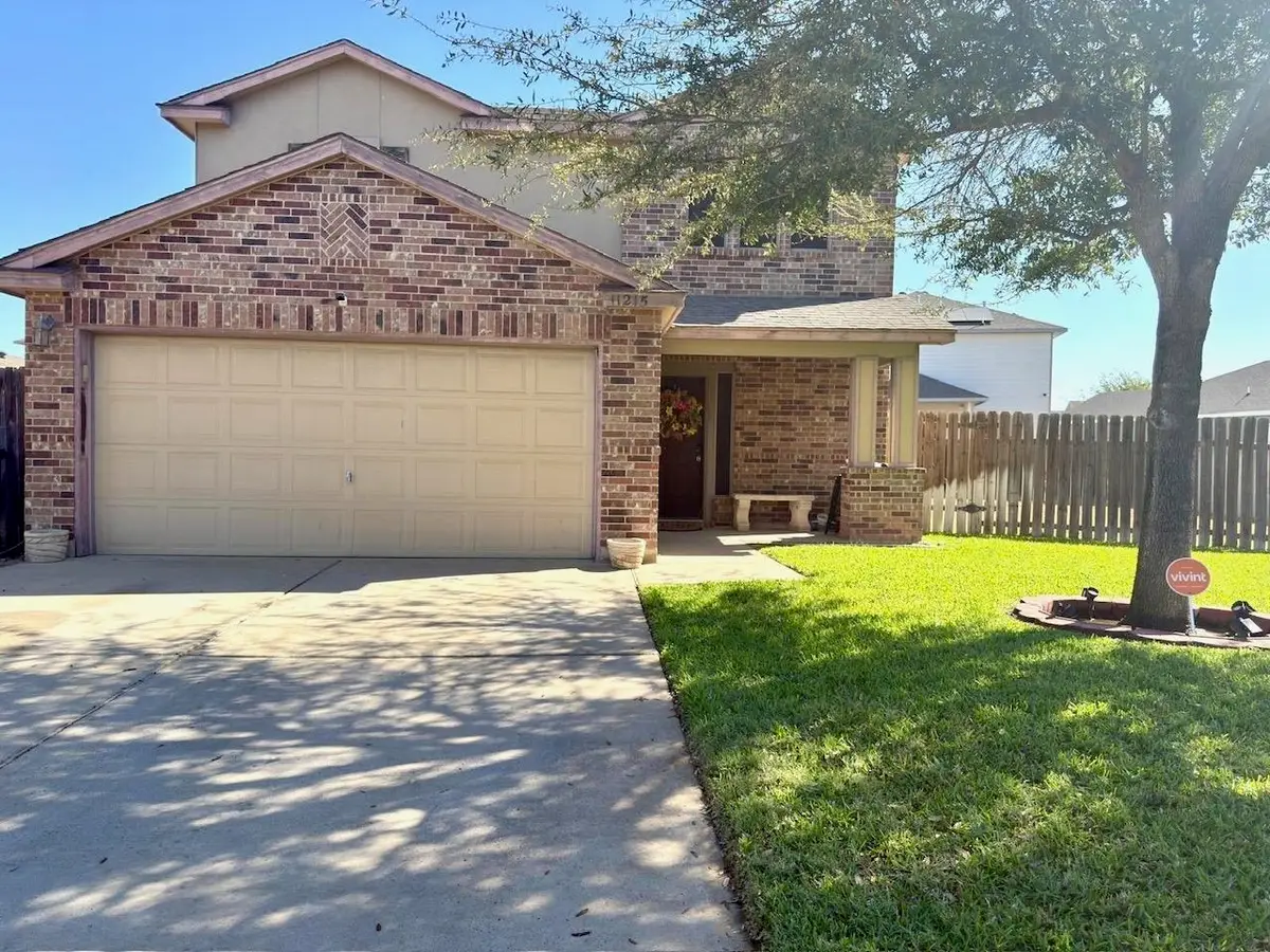 11215 Quintana Dr, Laredo, TX 78045 - #1