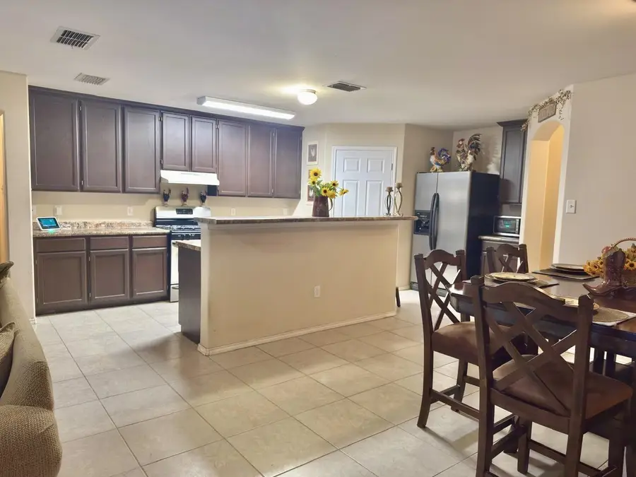 11215 Quintana Dr, Laredo, TX 78045 - #3