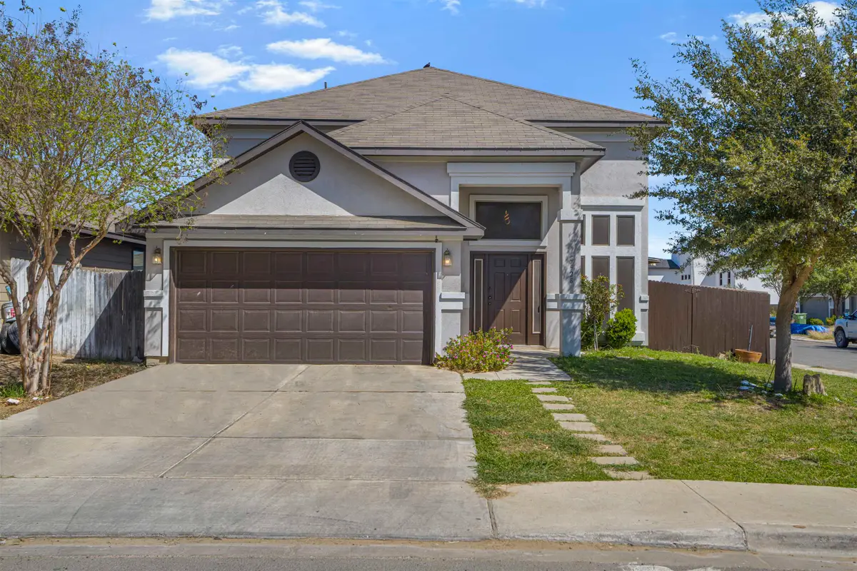 5528 Somerville St, Laredo, TX 78046 - #1