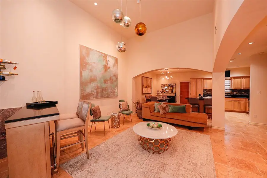 510 Shiloh Dr, Laredo, TX 78045 - #3