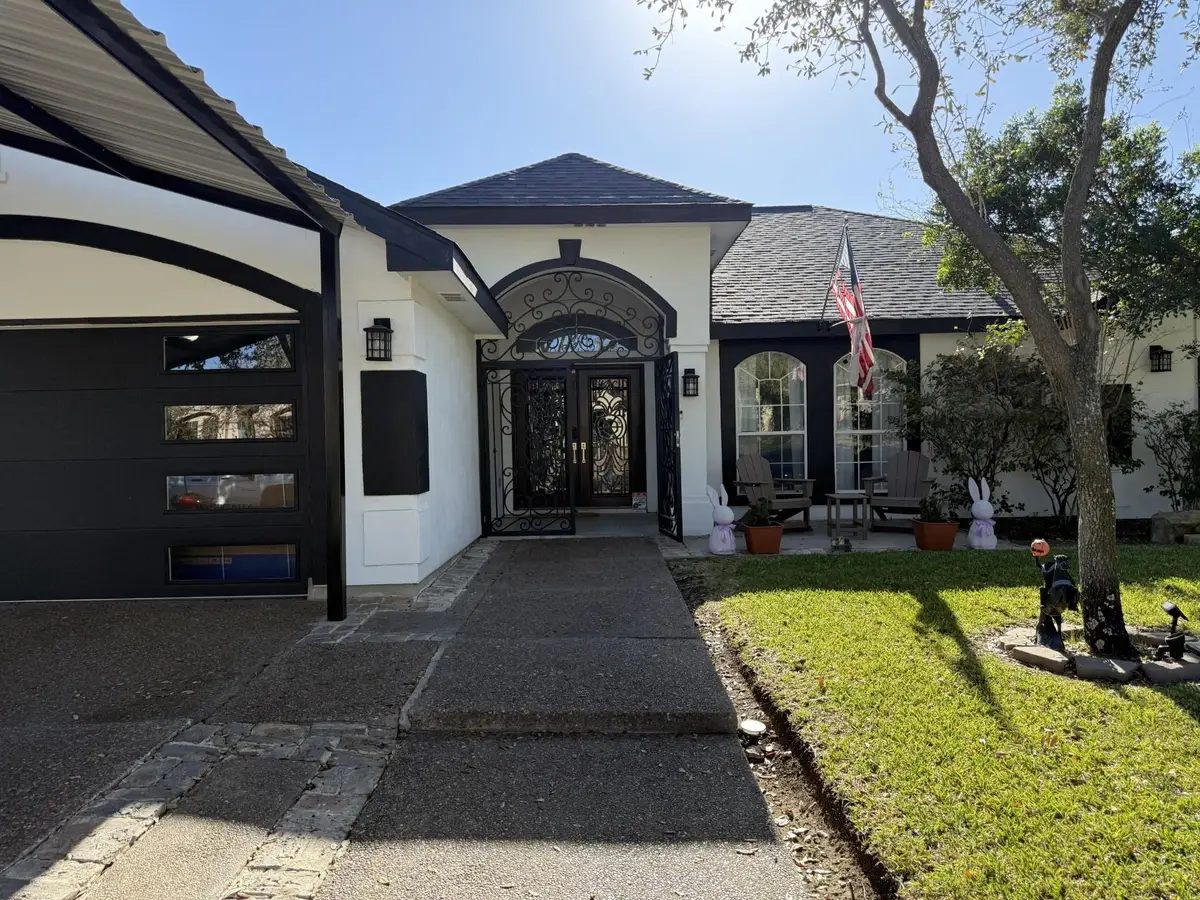 9804 SunCrest Ct, Laredo, TX 78045-8032 - #1