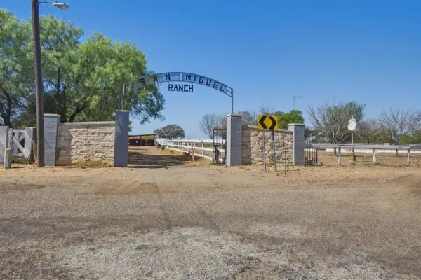 226 Pearson Moss Ln, Laredo, TX 78045