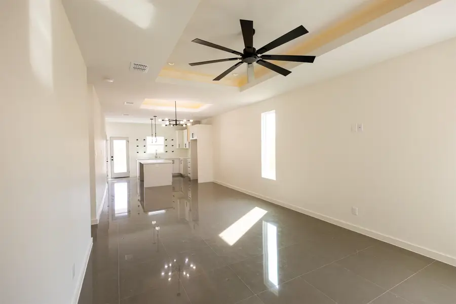 6931 Molinos Dr, Laredo, TX 78046 - #3