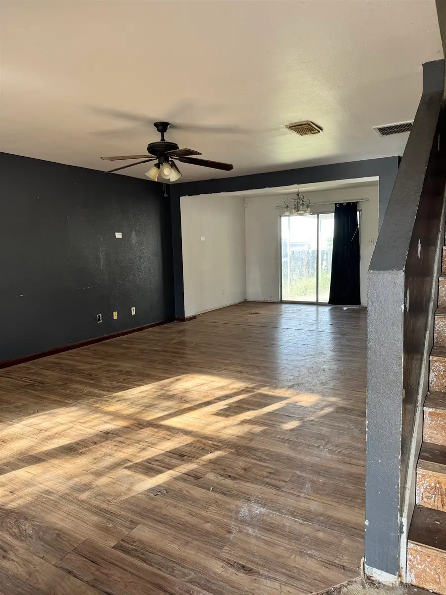 3104 St Isaac Lp, Laredo, TX 78046 - #2