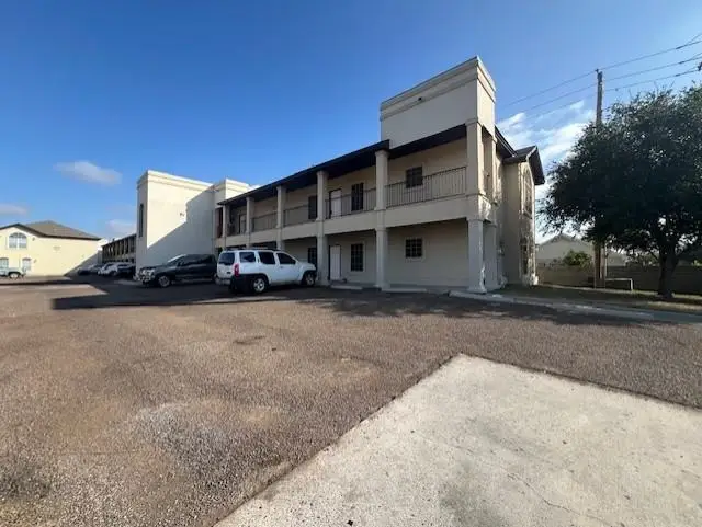 710 Alta Vista Dr, Laredo, TX 78041 - #1