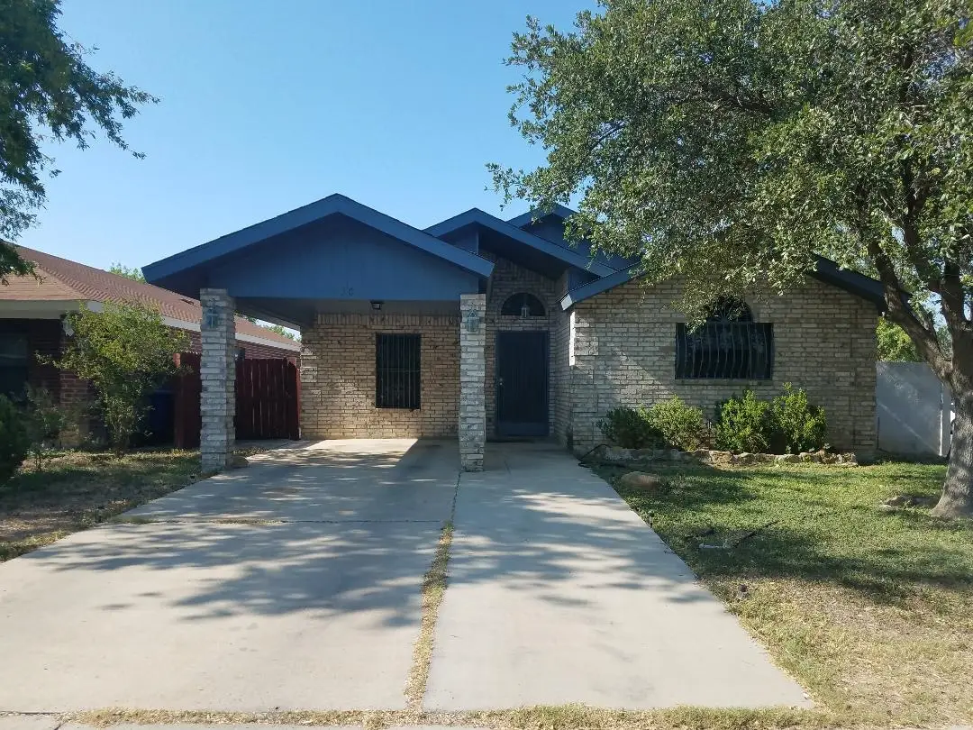 4303 Revolution Rd, Laredo, TX 78046 - #1