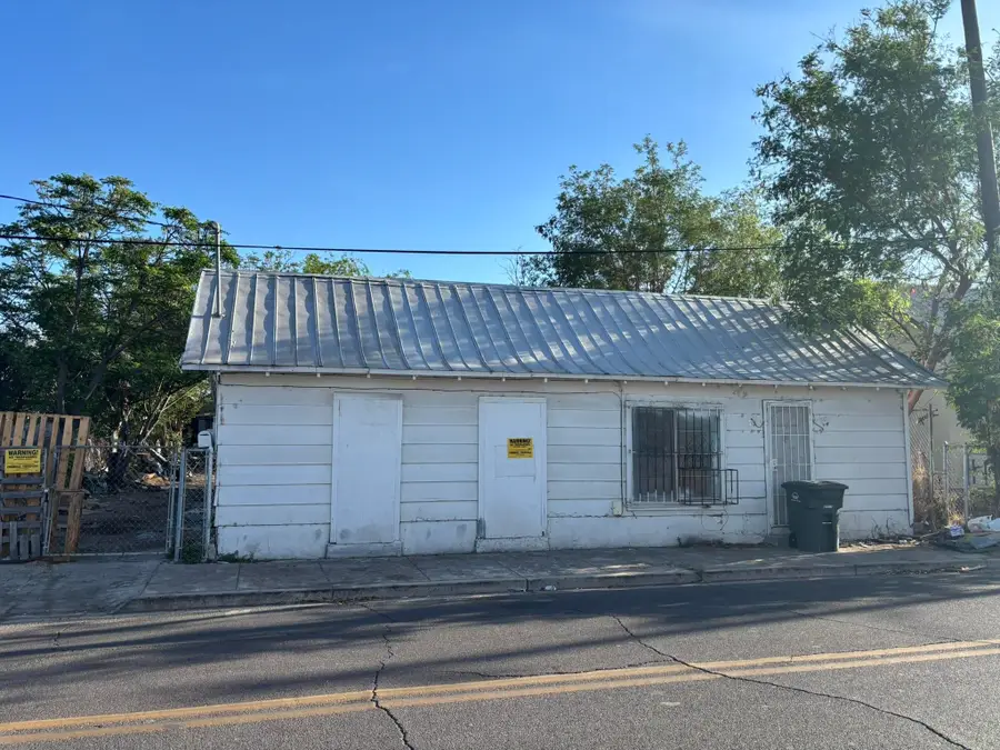 415 Iturbide St, Laredo, TX 78043-5026 - #2