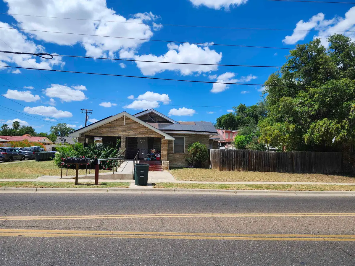 1402 Corpus Christi St, Laredo, TX 78040 - #1