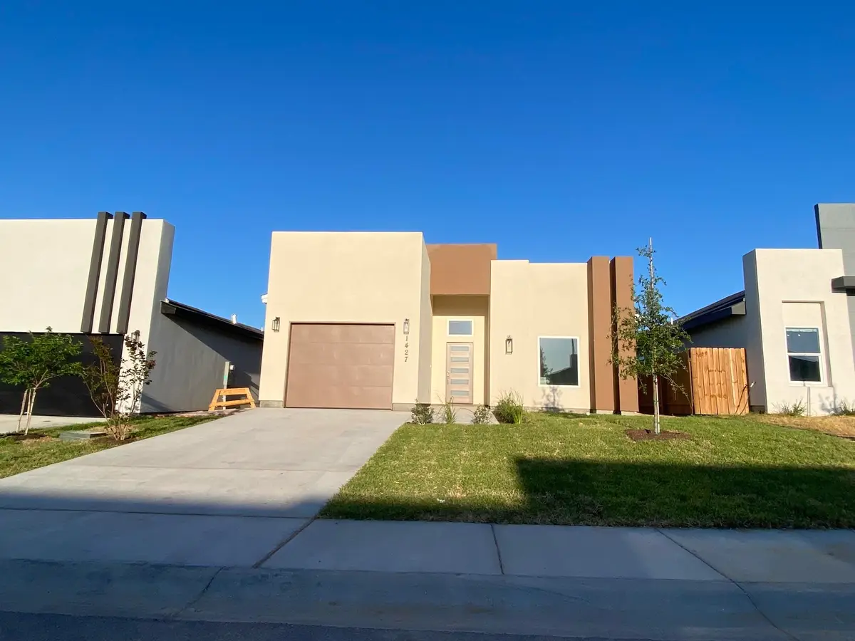 1427 Los Estribos Dr., Laredo, TX 78046 - #1