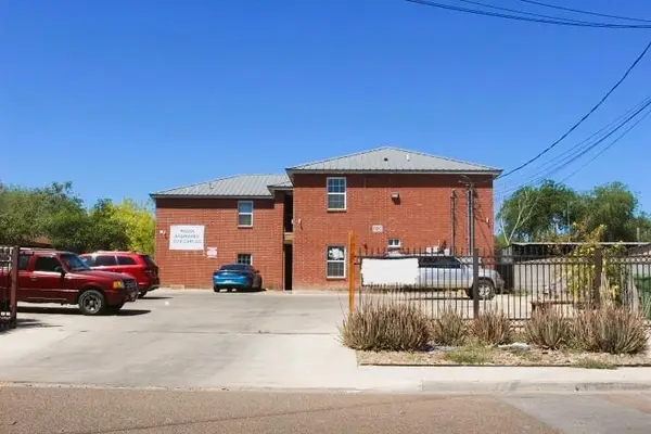 3118 Garfield St, Laredo, TX 78043