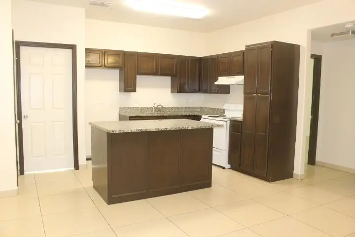 3118 Garfield St, Laredo, TX 78043 - #2